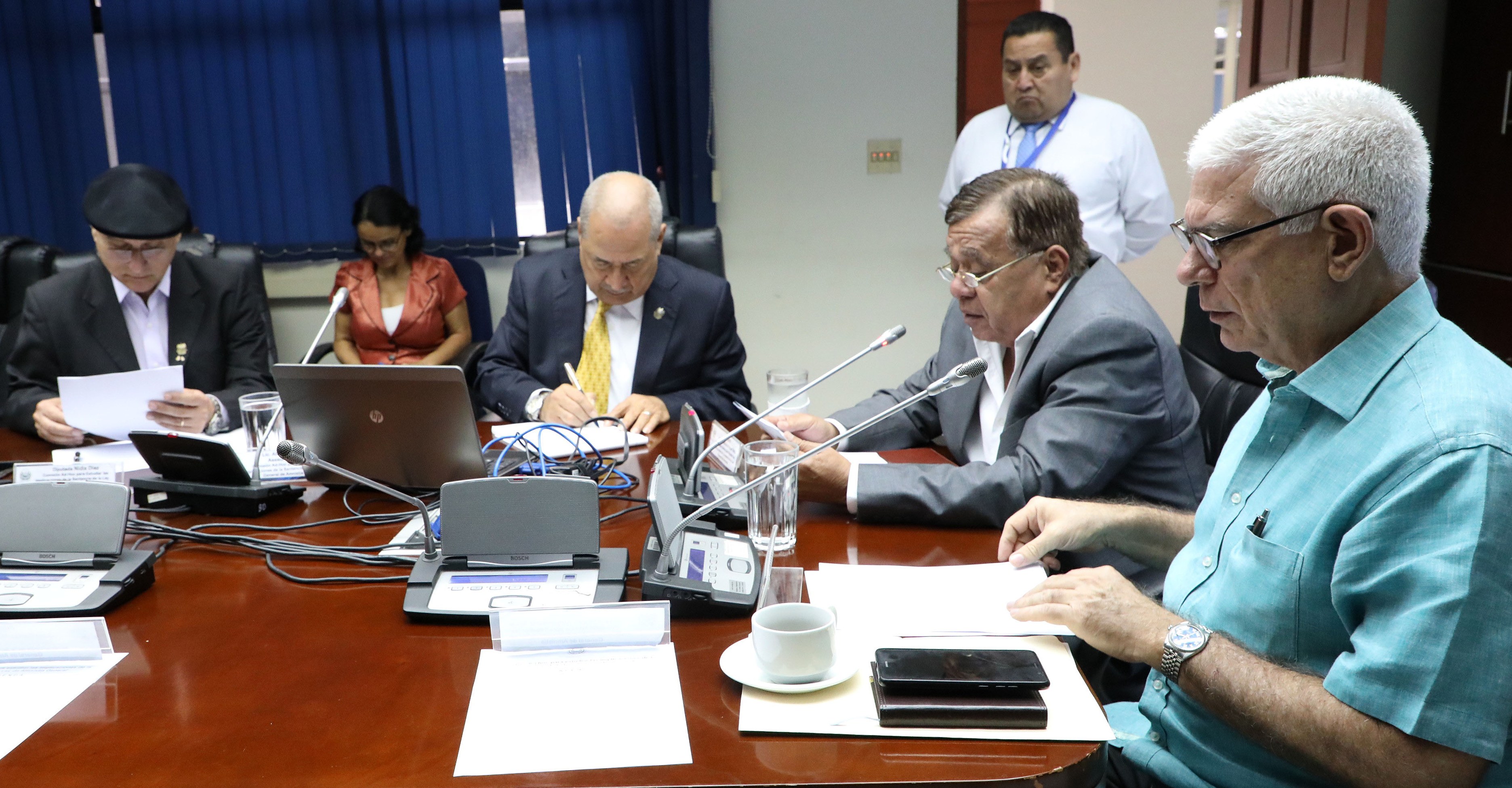 Migración alerta que diputados no reelectos han comenzado a abandonar el país migracion-alerta-que-diputados-no-reelectos-han-comenzado-a-abandonar-el-pais